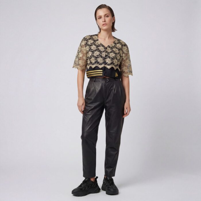 Veste 3 bandes avec dentelles dorée reworked et upcyclée par Aliona Sama