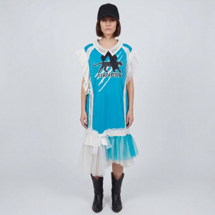 Robe Airness frous-frous upcyclée par Aliona Sama