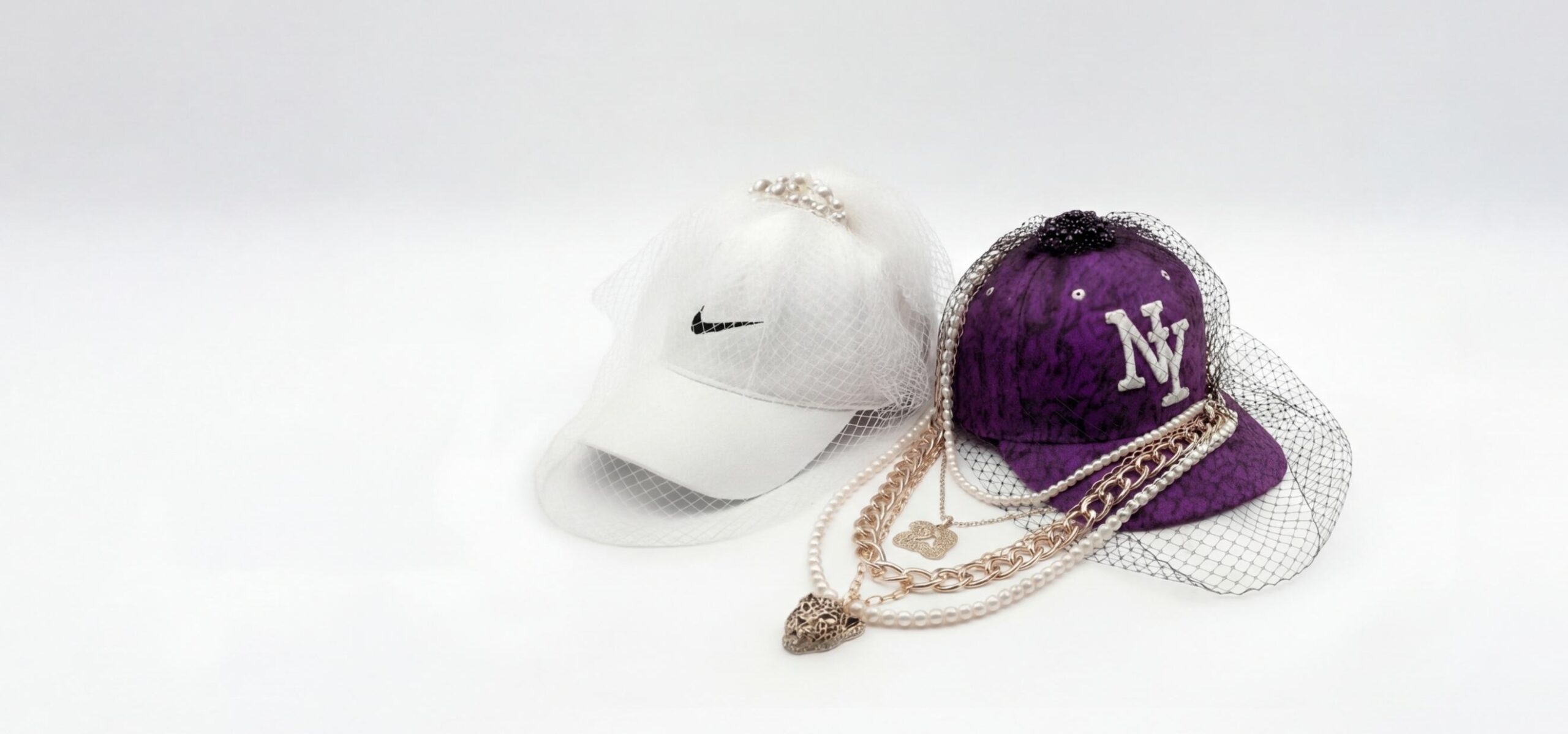 Accessoires upcylés par Aliona Sama